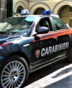 55enne titolare bar di Altare nei guai per aver pubblicato un video e insultato i carabinieri