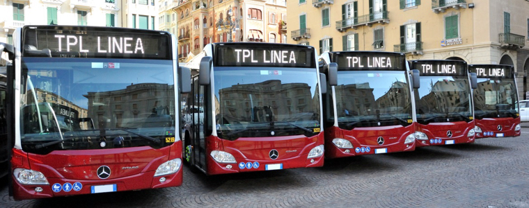Savona stretta sugli autobus: lotta agli evasori, da 40 a 490 euro per chi sgarra