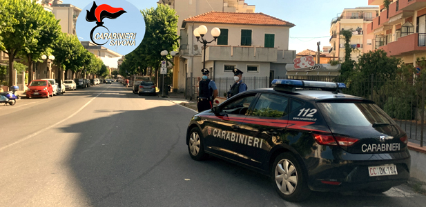 Savona, 300 persone controllate e arresti per droga ad Albenga, segnalazioni in Prefettura per i clienti