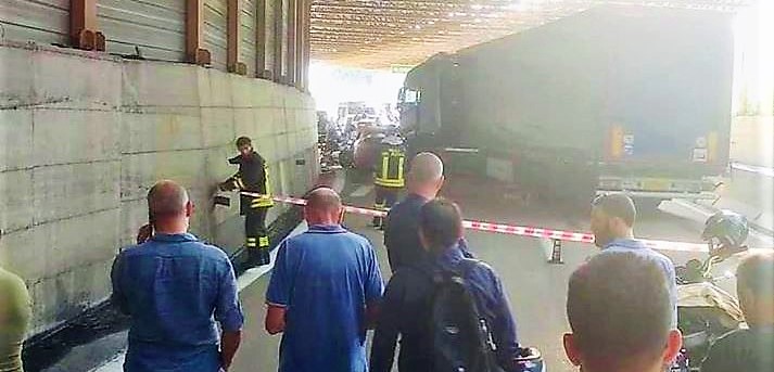 Morto incidente A10 Genova-Savona, la rabbia si aggiunge alla rabbia