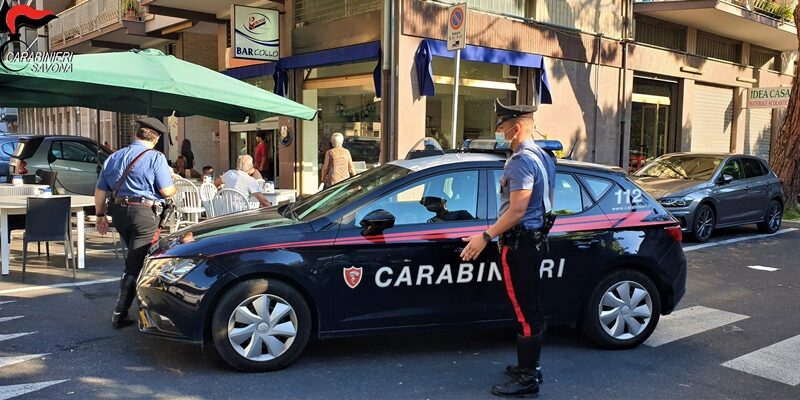 Per gelosia era zompato con l’auto in un bar di Albenga e finito in carcere, ora si scopre che la patente era pure falsa