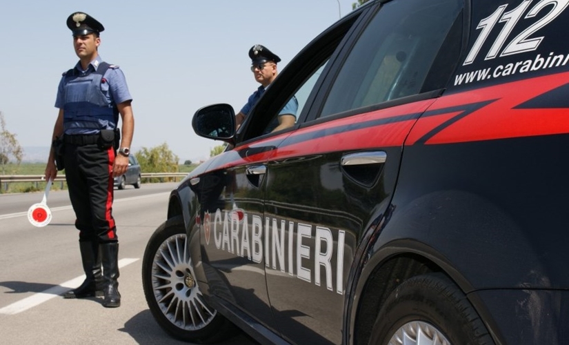 Vuole il parcheggio, scende dall’auto e a mazzate manda l’altro al pronto soccorso, denunciato un 48enne alessandrino