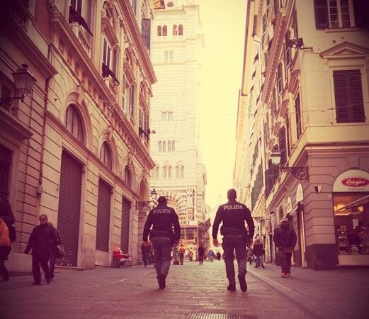 Genova. Polizia nel Centro Storico: 20 persone controllate di cui 14 pregiudicati