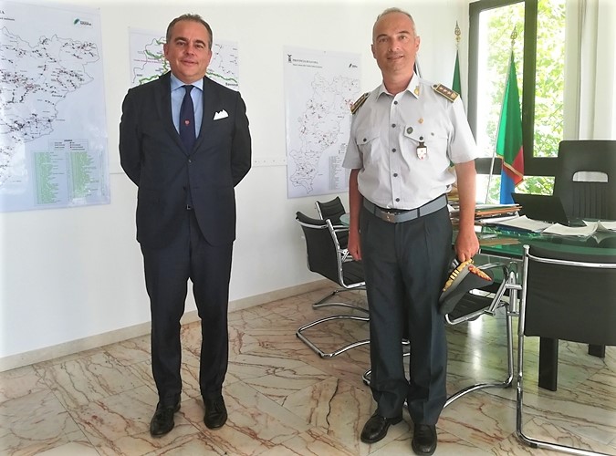 Guardia Finanza Savona. Col. Salvo nuovo comandante incontra il presidente della Provincia Olivieri