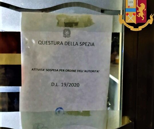 La Spezia Covid, chiuso un locale in corso Cavour per assembramento