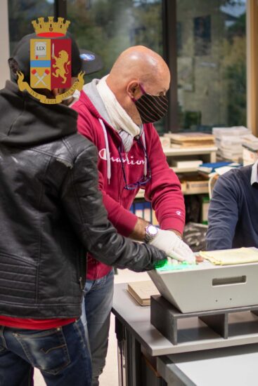 Movida violenta a La Spezia, studente in prognosi riservata aggredito da tre ventenni poi arrestati dalla Polizia