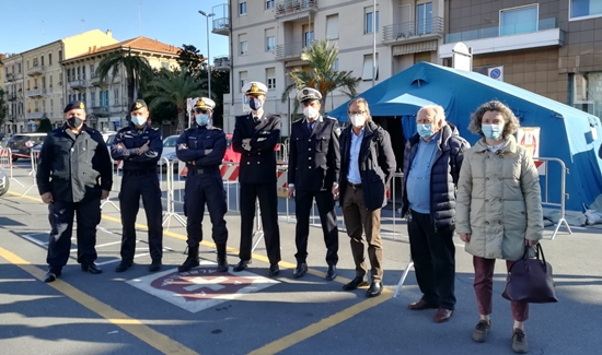 Tamponi Covid. Marina Militare aiuta l’Asl Savona nel Drive Through