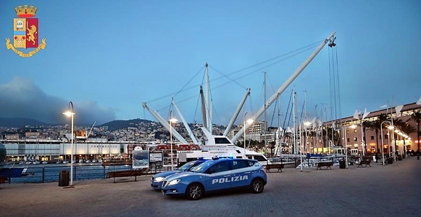 Genova cronaca breve. Servizi di controllo nel centro storico, 3 arresti e 4 denunce