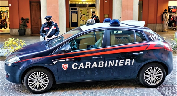 61enne approfitta di una signora anziana per sottrarle 26mila euro in due anni, arrestato a Cortemiglia