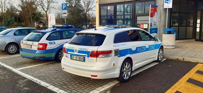 Auto nuova da confisca alla Polizia di Albenga Finale Loano