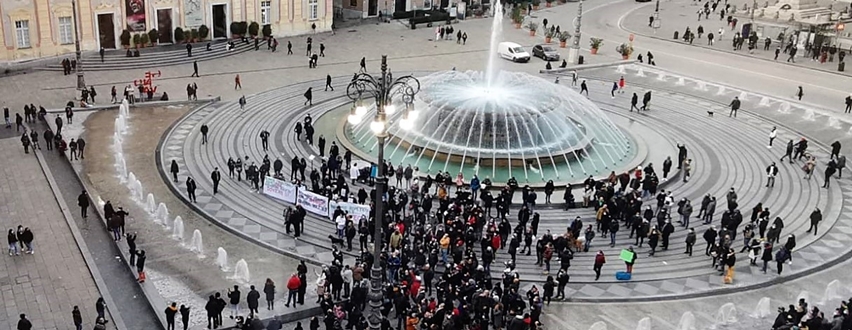 Lavoro Liguria. Dipendenti e datori lavoro in piazza insieme