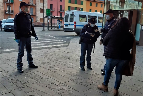 Genova cronaca breve. Arresti e denunce per violenze