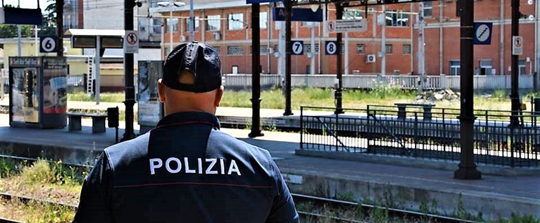 Daspo da Savona, rapina frati a Genova, arrestato a Sanremo