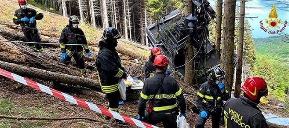 Cabina funivia Stresa. I morti salgono a 14, un bimbo non ce l’ha fatta