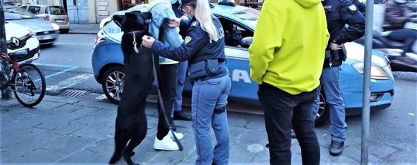 Genova brevi, aggressione ad un milite e controllo nel centro storico