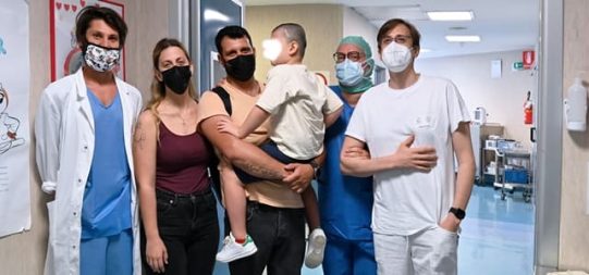 Gaslini, intervento riuscito per il bimbo di 4 anni arrivato dalla Grecia