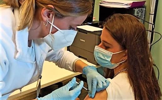 Liguria, vaccinazione giovani 12-19 anni oltre il 56%