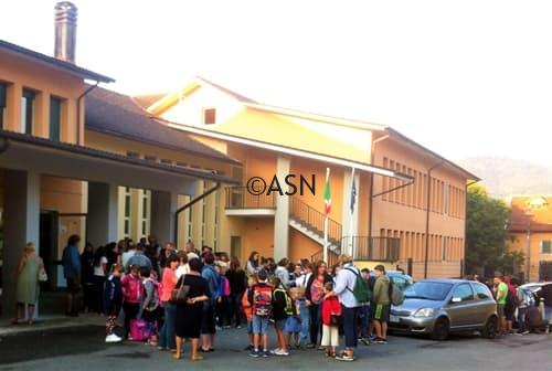 Clamoroso, Sassello Mioglia Urbe Pontinvrea 1° giorno di scuola in ritardo