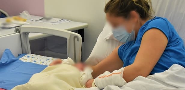 Savona, 18/22 ottobre le ostetriche incontrano le mamme in piazza Sisto