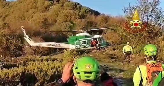 Genova, escursionista cade e batte la testa, Vigili del fuoco in soccorso