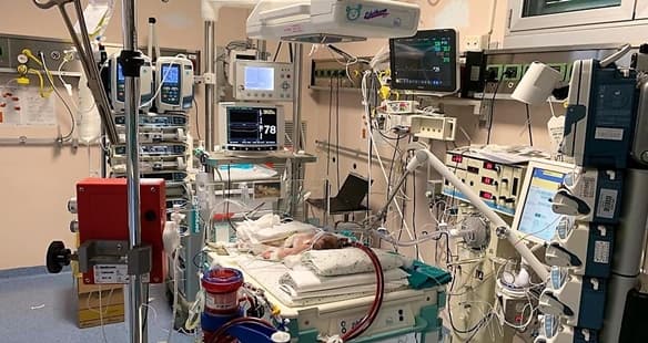 Neonata in pericolo di vita dal Buzzi di Milano al Gaslini di Genova