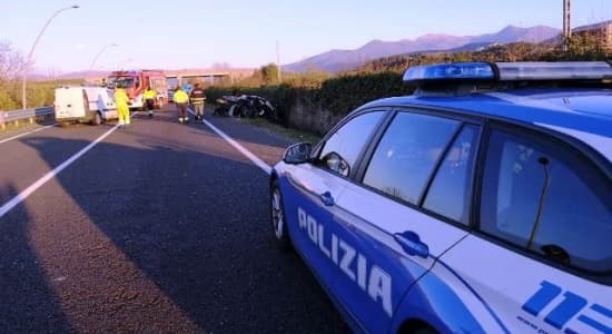 Oggi si ricordano le vittime della strada e i loro familiari