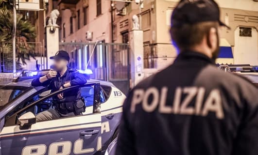 Lussuosi appartamenti genovesi in uso per sesso e droga, 5 arrestati