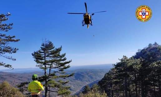 Cade un biker 44enne a Finale Ligure, intervento del Soccorso Alpino