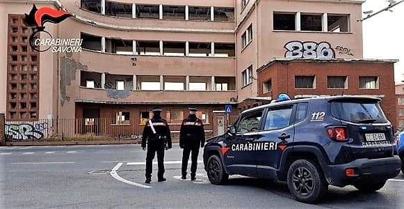 Dalla Francia per rubare nell’ex stabilimento Piaggio, 4 arrestati