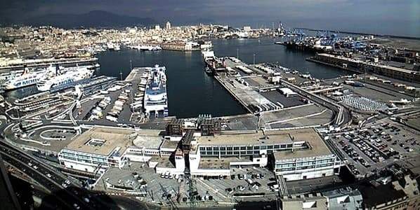 Genova verso le elezioni. Rixi conferma Bucci, Idv ni al M5S