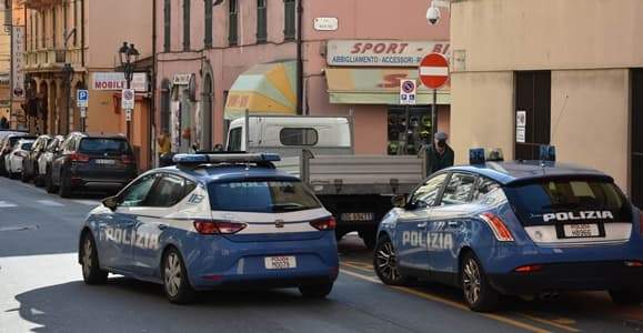 Dà fuoco al ciclomotore della ex, arrestato 20enne ventimigliese