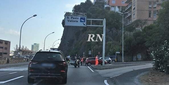 Savona incidente auto-moto lungomare Matteotti 65enne in codice rosso