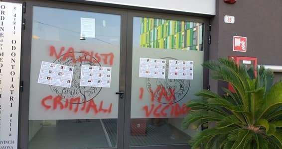Savona, vandali nella sede di Medici Chirurghi e Odontoiatri