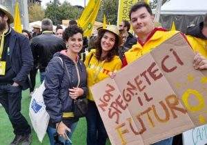 Giovani 1 e lavoro a rischio 1 azienda agricola su 4