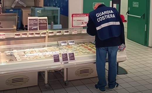 Savona, Guardia Costiera sanzioni 4500 euro per controlli negozi