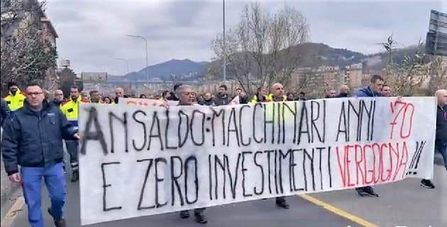 Incidente sul lavoro Ansaldo Genova, le condizioni del 36enne in terapia intensiva