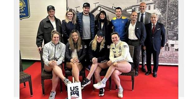 Nazionale femminile di sci Stati Uniti a Genova, prepara i mondiali