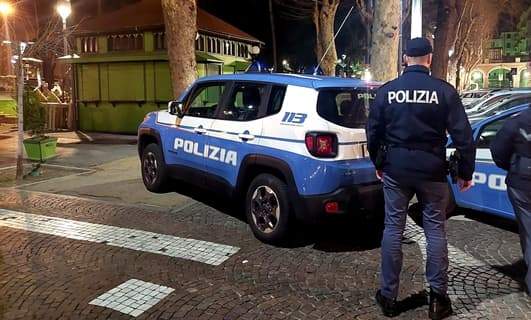 Savona, la Polizia controlla la città: due espulsi e due denunciati per droga