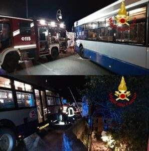 Rapallo 2 incidente autobus auto