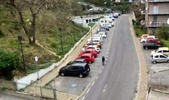 Drammatico incidente in via Scotto a Savona, muore motociclista 29enne