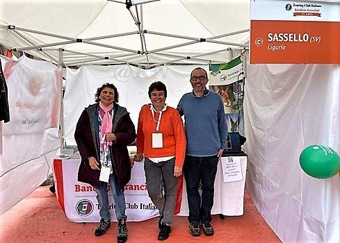 Lo Stand di Sassello alla festa delle Bandiere Arancioni a Milano