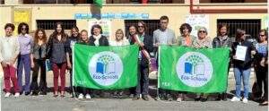Varazze 0 Consegnata Bandiera Verde Eco schools alle scuole