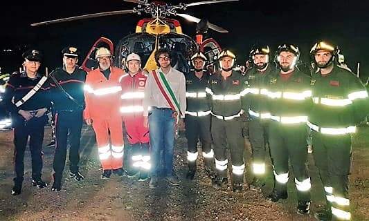 Stella inaugurata pista atterraggio notturno tra i volontari del soccorso – VIDEO