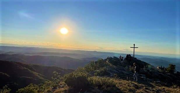 Sassello notte: prima sul monte Avzè poi la movida compleanno Pronsati – VIDEO