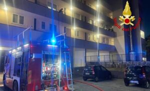 Incendio in un appartamento a Genova