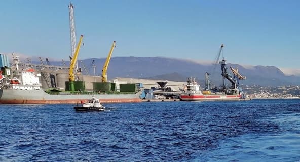 Nuovi contributi alle Compagnie portuali di Genova e Savona