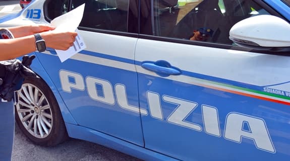 Polizia, controlli nel savonese: 800 veicoli, 3000 persone di cui 19 denunciate