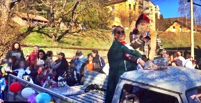 Carnevale a Sassello con carri e maschere, oggi 18 febbraio in piazza del Borgo