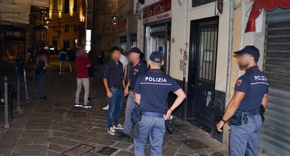 Controlli nel centro storico di Genova: 73 identificati, 1 arresto e 3 denunciati