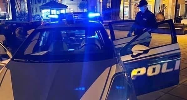 Due violente rapine nelle piazze dello Statuto e Portello, 3 arrestati